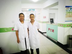 康奇特“康复按摩班学员”医院实习，毕业全部推荐工作...